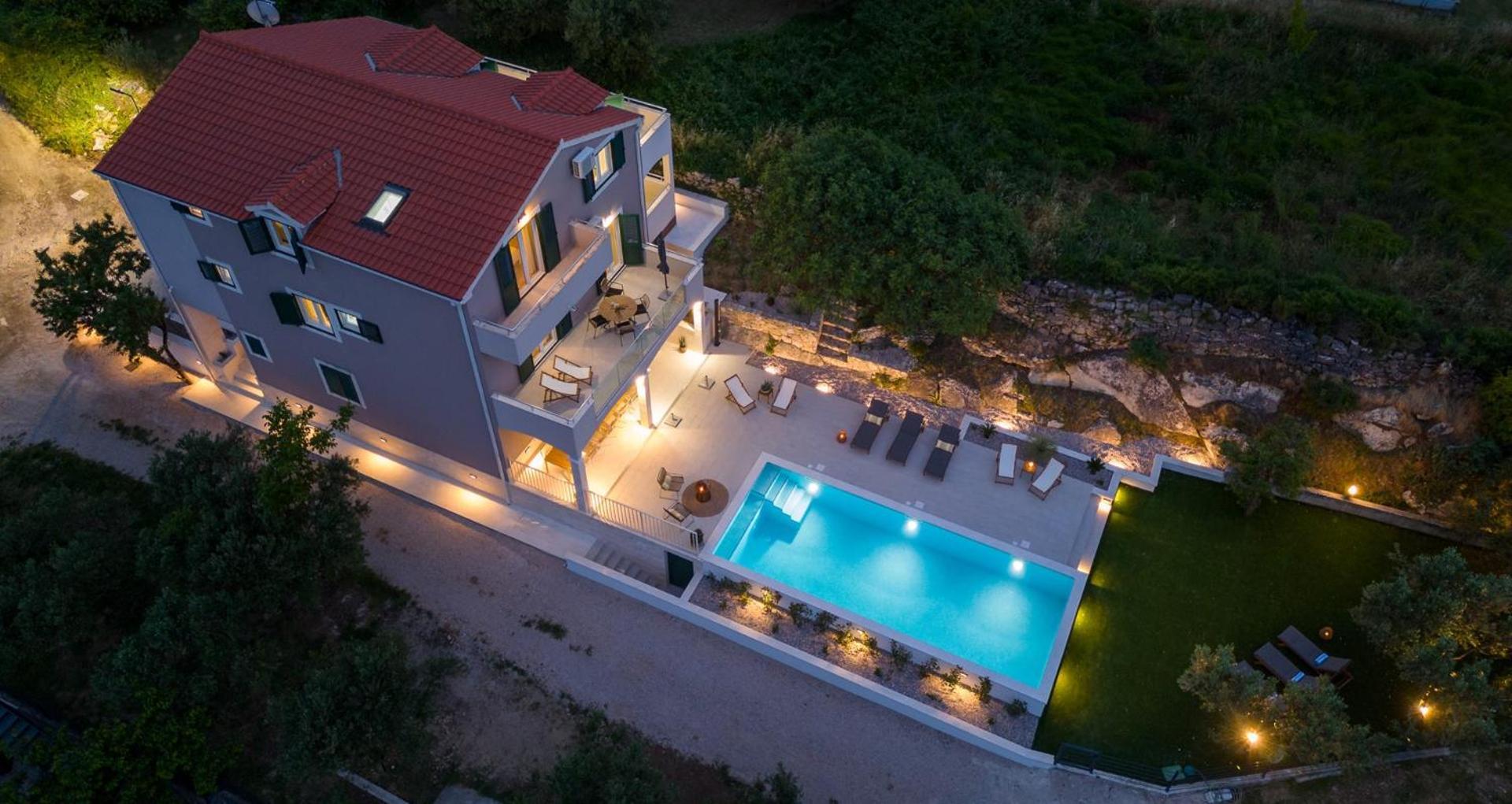 New! Villa Mamma Mia, A 6-Bedroom Property With 40Sqm Pool Podstrana Kültér fotó