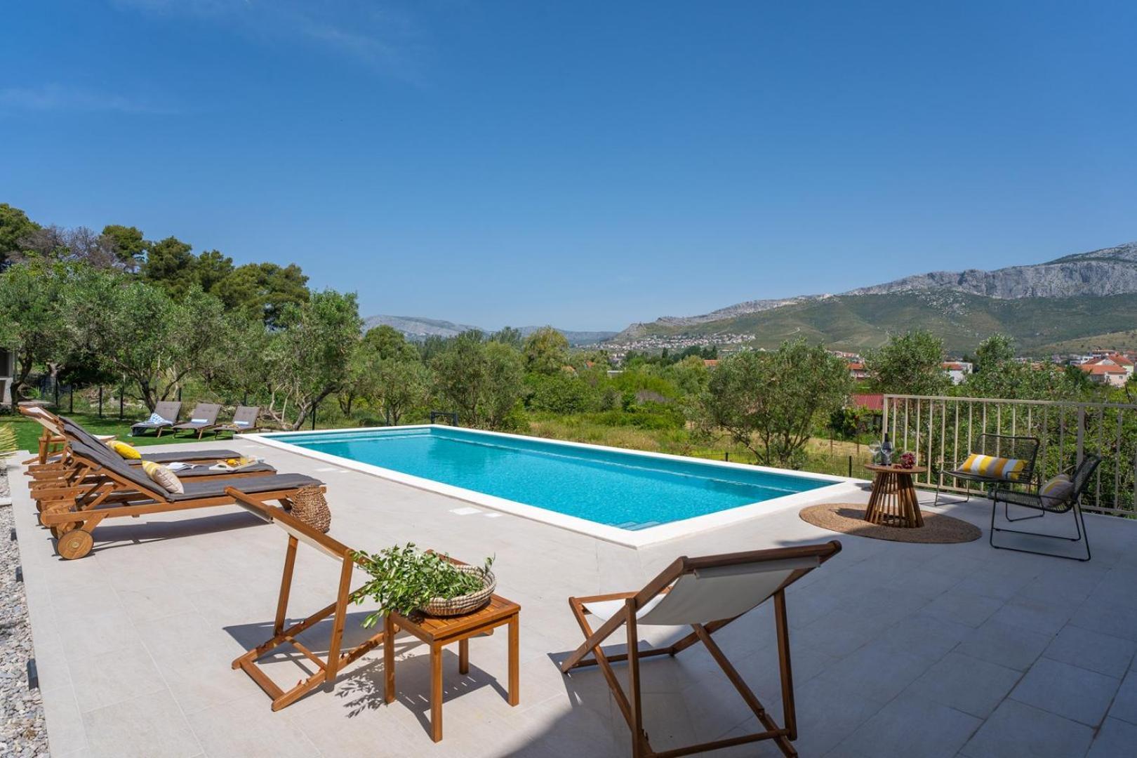 New! Villa Mamma Mia, A 6-Bedroom Property With 40Sqm Pool Podstrana Kültér fotó